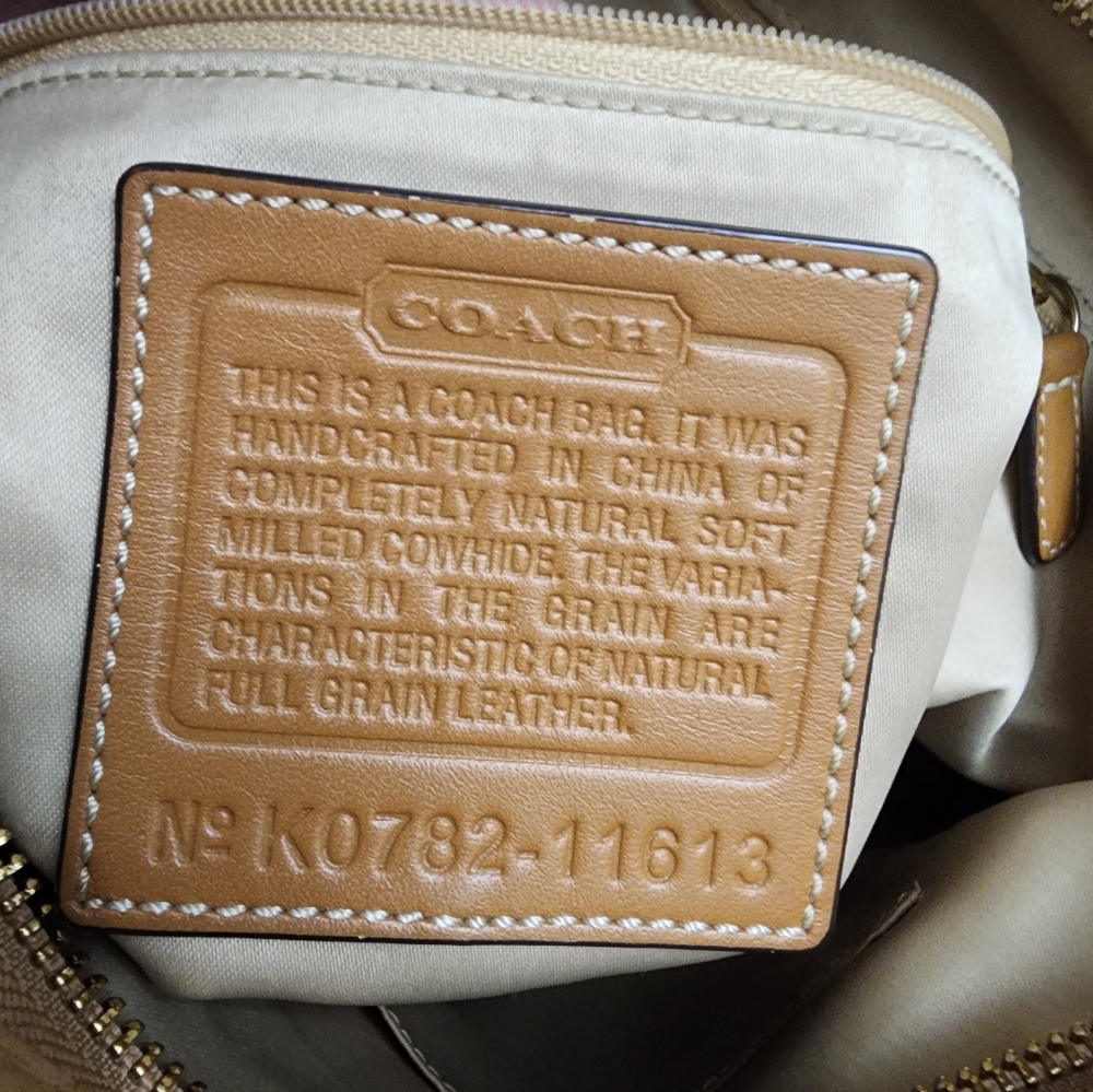 Coach Ergo Pebbled Leather XL 11613 - Picture 8 of 15